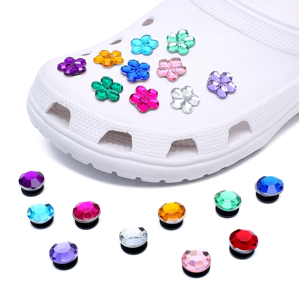 

Single Sale 1pc Crystal2 PVC Shoe Charms,Shoe Buckles Accessories Fit Bands Bracelets Croc JIBZ,Kids Party X-mas Gift