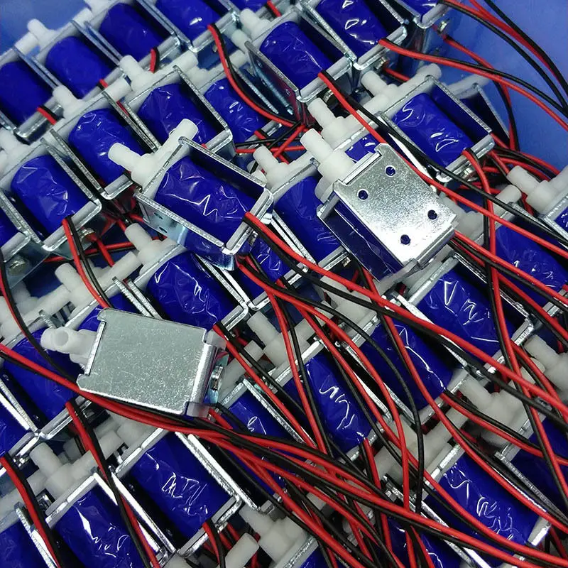 Миниатюрный нормально закрытый электромагнитный клапан для воды и воздуха 12 В 3