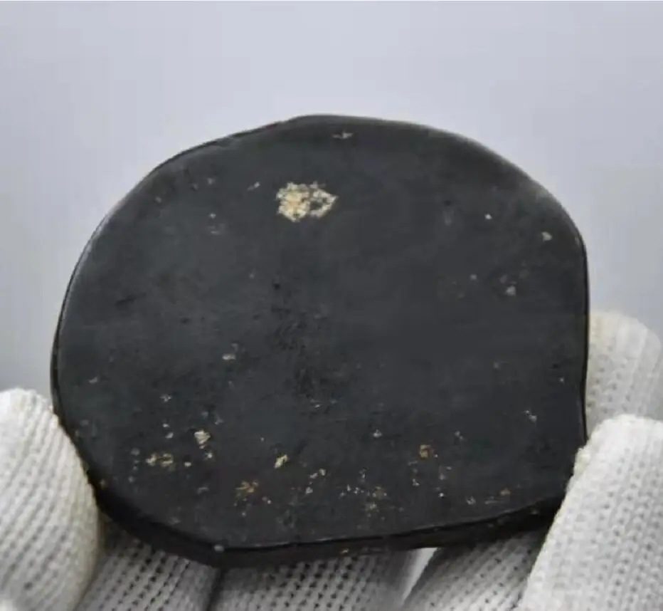 

Hongshan culture archaize black iron meteorite cow statue