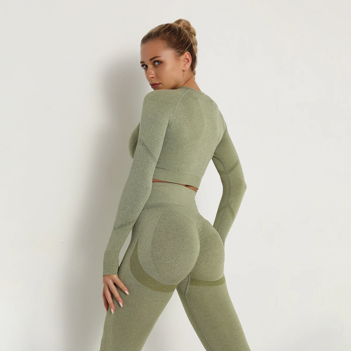 

Long Sleeve Two Pieces Sets Seamless Yoga Set High Waist Scrunch Booty Leggings Workout Tracksuit Fitness Gym Sports Clothing