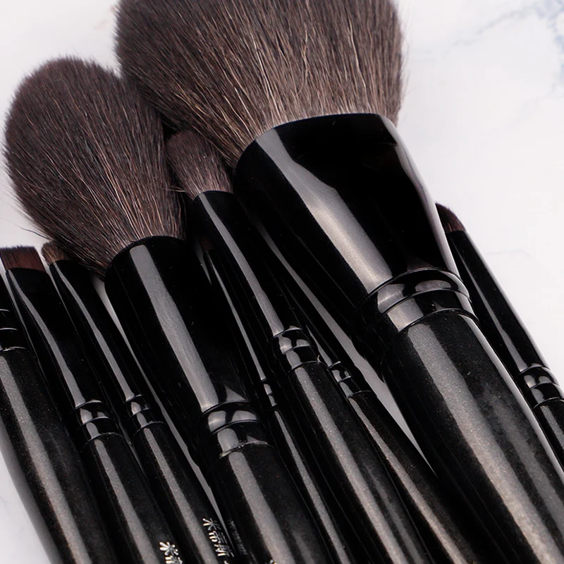 

mydestiny Pearlescent Black Series Cosmetic Brush Set Brush Complete Beginner Portable 11 Animal Wool Makeup tools
