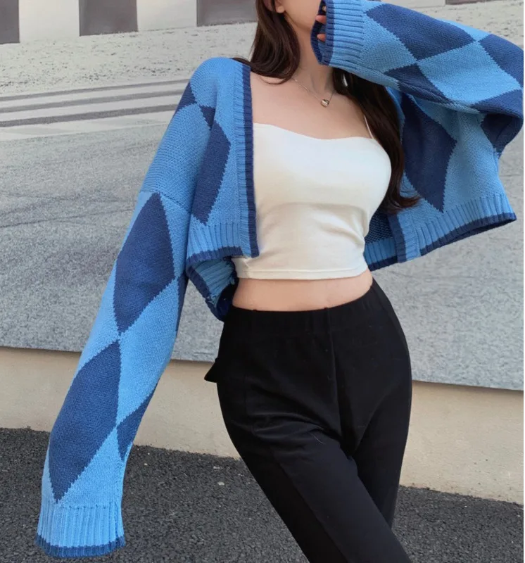 Chessboard rhombic knitted sweater shawl cardigan coat women's autumn and winter high sense short top Rachel |