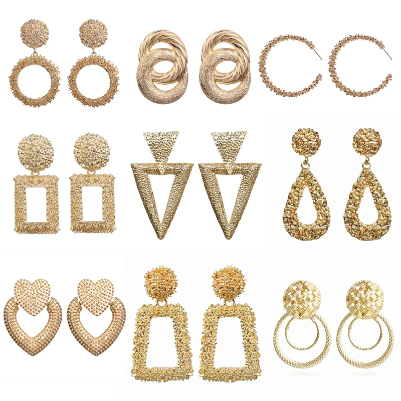 Большие эффектные геометрические висячие серьги FN с металлическим золотом для