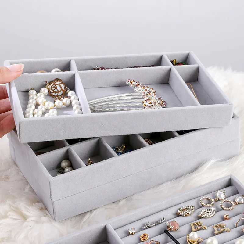

Hot Sales Fashion Portable Velvet Jewelry Ring Jewelry Display Organizer Box Tray Holder Earring Jewelry Storage Case Showcase
