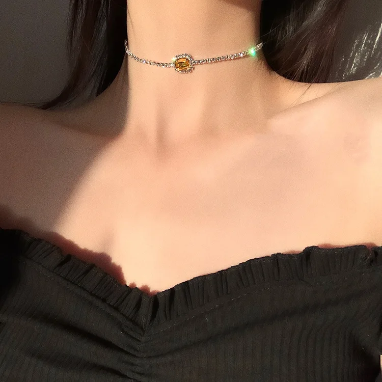 

Gold Silver Color Pendant Rectangle Elegant Necklace Female Shiny Crystal Clavicle Chain Fashion New Design Jewelry Party Gift