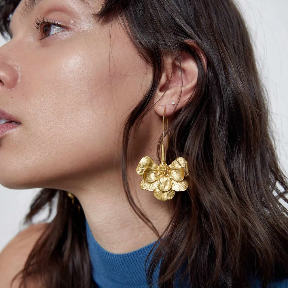 

LADYFIRSY 2021 ZA Natural Flower Dangle Earrings for Women Charm Gold Color Geometric Pendant Earrings Fashion Jewelry Gift