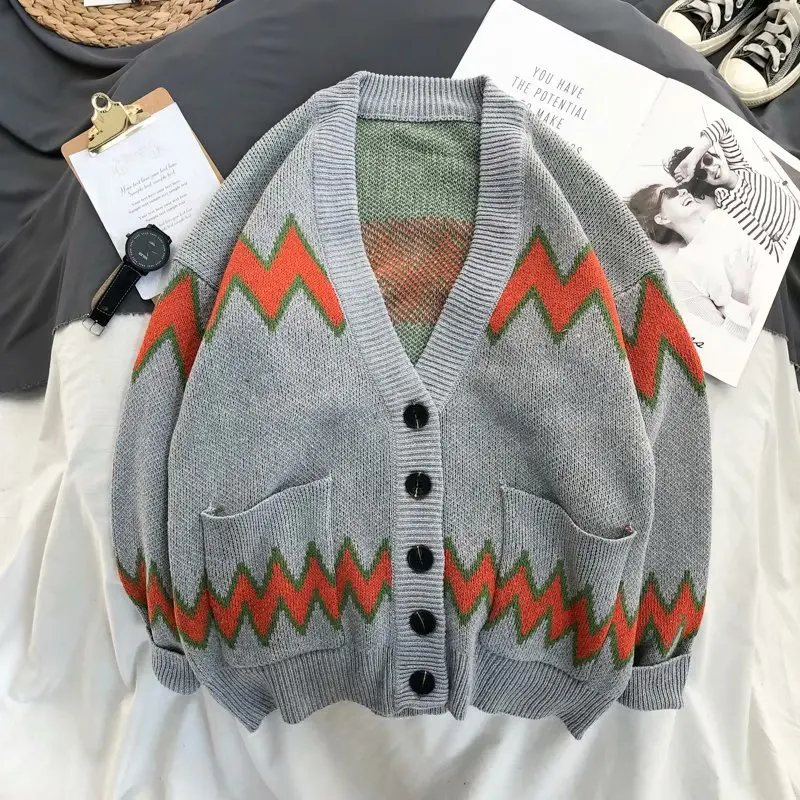 

Men's V-neck Sweater Jacket 2020 Fall Winter Printed Knit Cardigan Men's Clothing