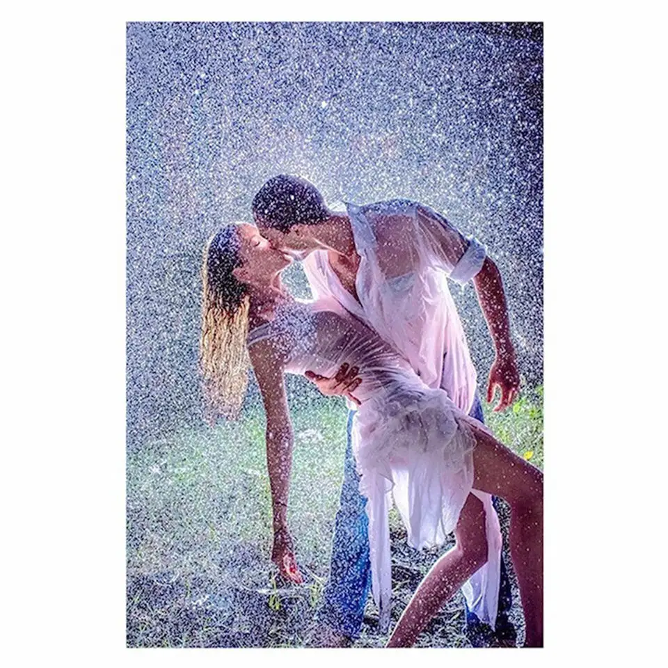 

HOME 5D DIY Embroidered Diamond Picture Lighting Square Diamond "Couples Kissing" Mosaic Full 3D Cross Sticker Kit Room Decor