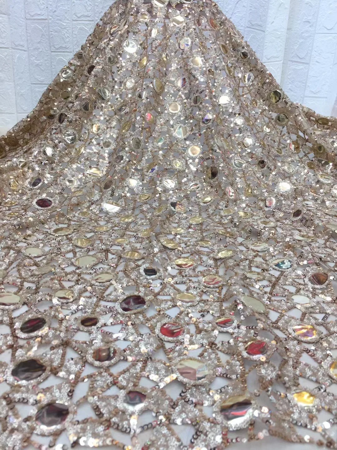 

5 Yards of Specially Designed Large Sequined Lace Fabric The Latest Mesh Lace Fabric, High-quality Organza Lace Fabric D4505