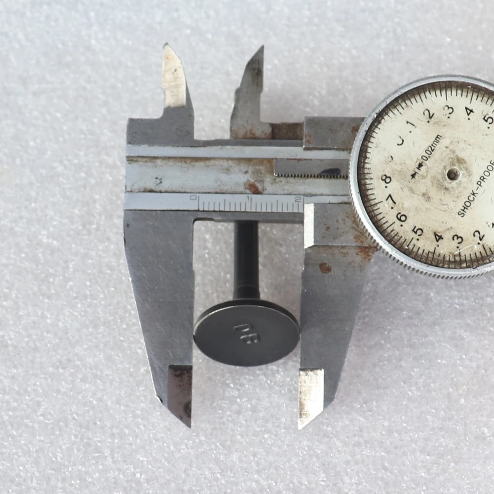 Впускной клапан мотоцикла и выхлопные клапаны устанавливаются для Lifan 110cc 125cc 140cc