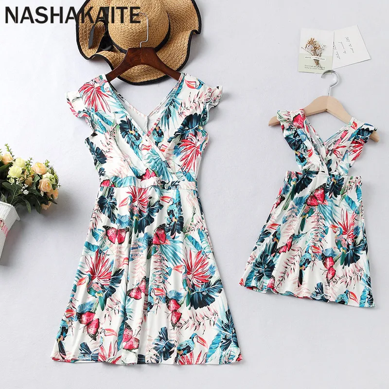 NASHAKAITE/платья для мамы и дочки Модное Плиссированное мини платье с v образным