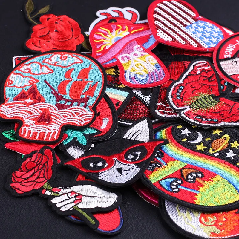 

30 Pcs/Lot Skull Animals Embroidered Patches for Clothing Thermoadhesive Badges Patch Stickers for Fabric Clothes Appliques