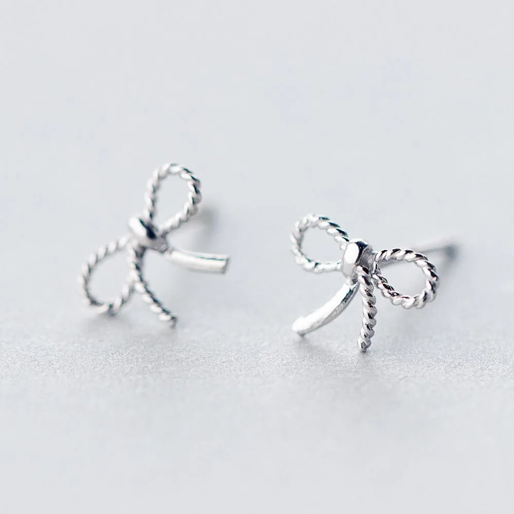 

Contracted Temperament Earrings Lovely Romantic Bowknot Shape Stud Earrings Women's Elegant Act The Role Ofing Is Tasted