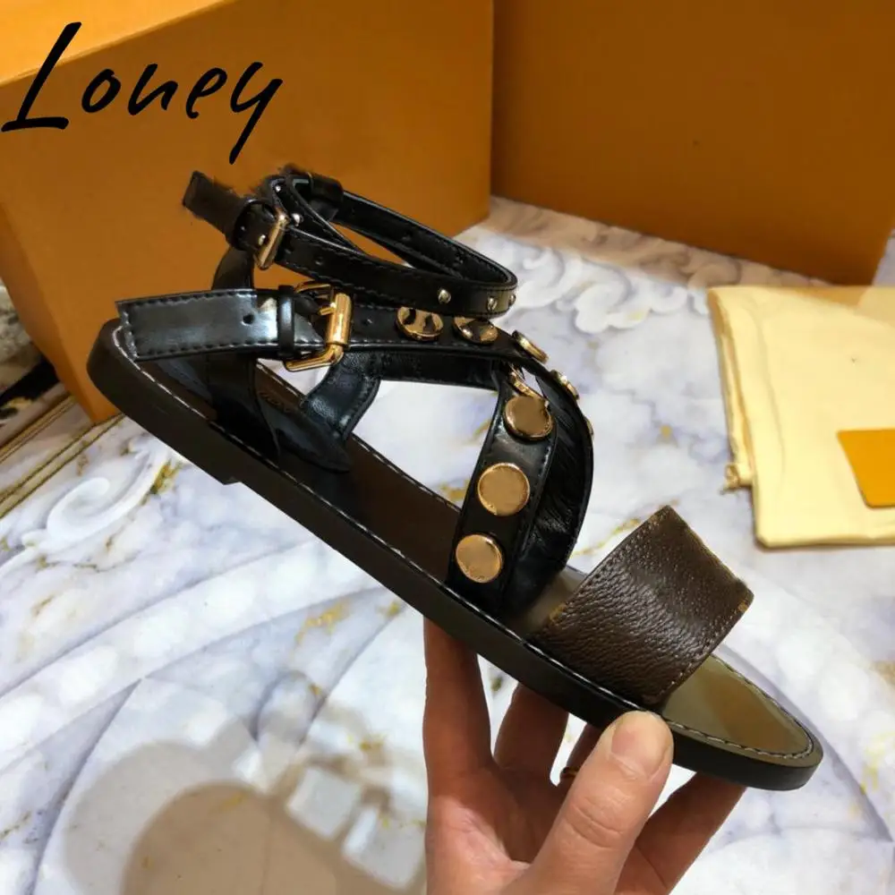 OllyMurs/Новинка Летние Босоножки с открытым носком украшенные металлическими