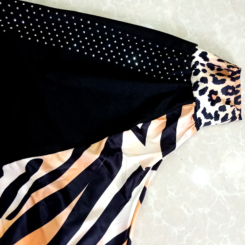 

2019 Classy Design African Dashiki Dresses Women Diamonds and Leopard Party Long Dress Free Size