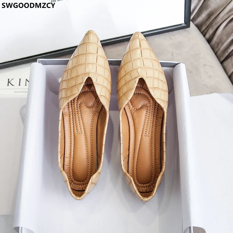 

Black Slip on Shoes for Women 2022 Fashion Flats Women Shoes Luxury Brand High Quality Boat Shoes Women Zapatillas Mujer Sapatos