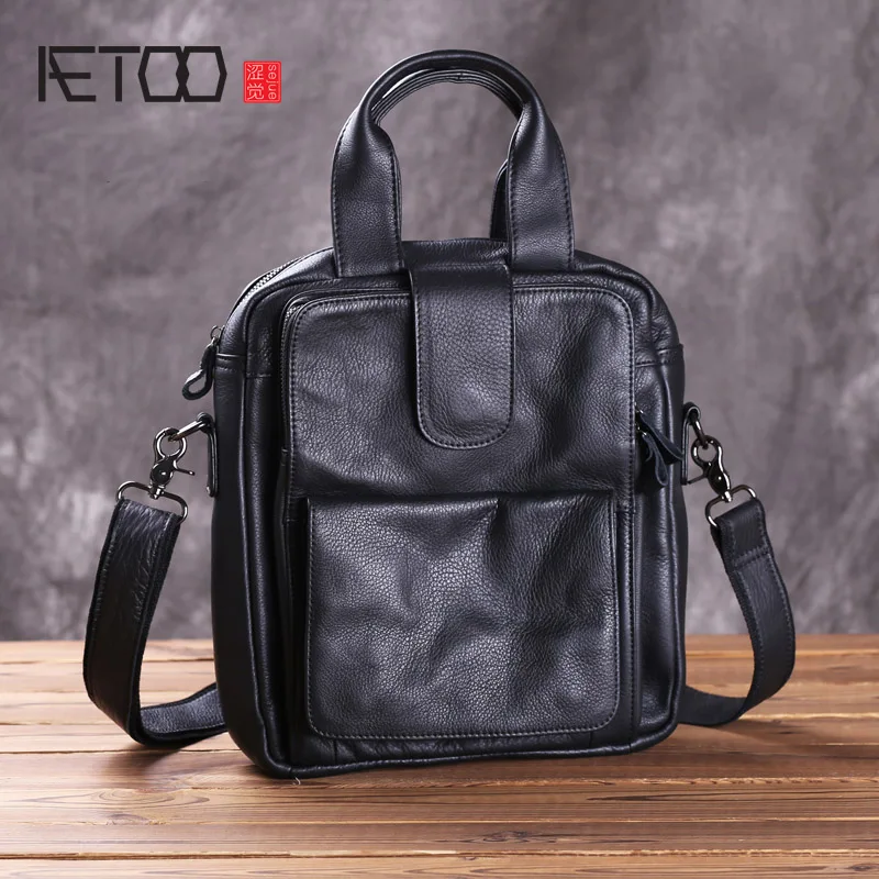 

AETOO Handmade leather men's bags, business leather shoulder bags, casual stilettos, A4 document handbags