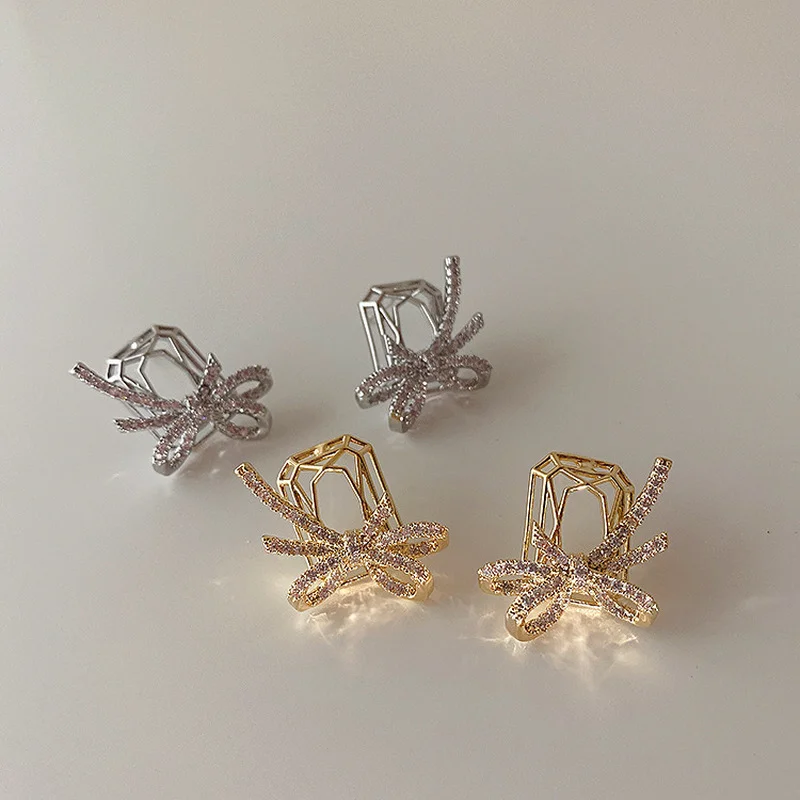 

Temperament Bling Bling Bow-knot Geometric Dangle Earring for Women Girls Hollow Out Metallic Cubic Zircon Earring Jewellery