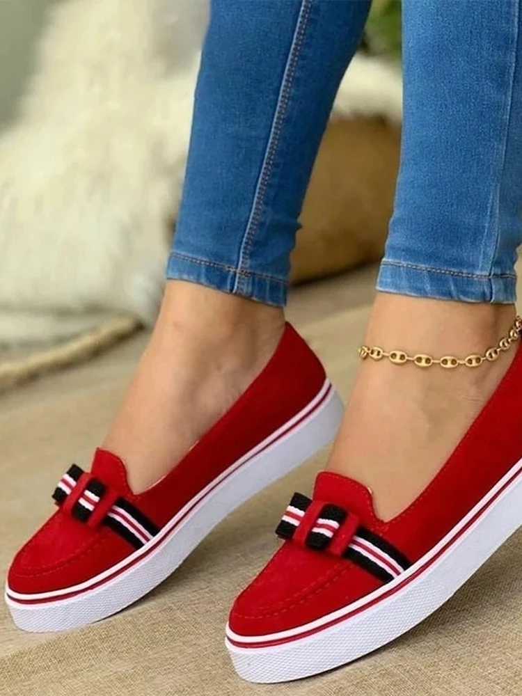 Women's shoes 2021 summer new style ladies British style large size round head solid color daily low cut autumn loafers