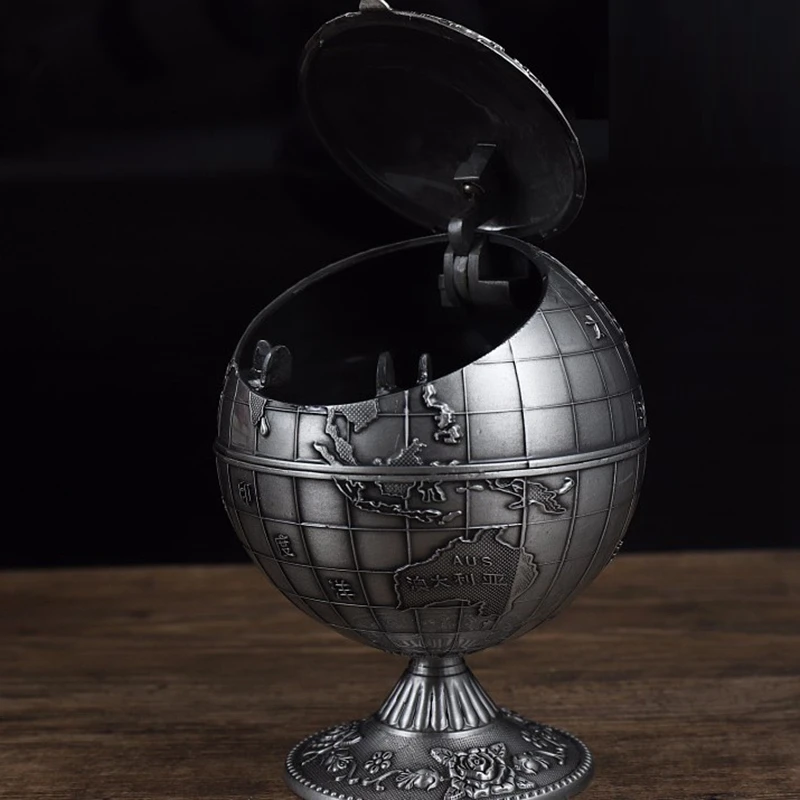 

Vintage Metal with Lid Globe Ashtray European Retro Home Office Hotel Ashtray Decor Smoking Accessories