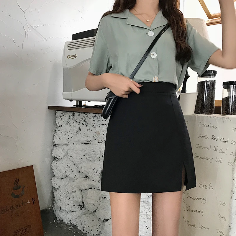 Юбка женская трапециевидная однотонная с высокой талией и разрезом | Женская