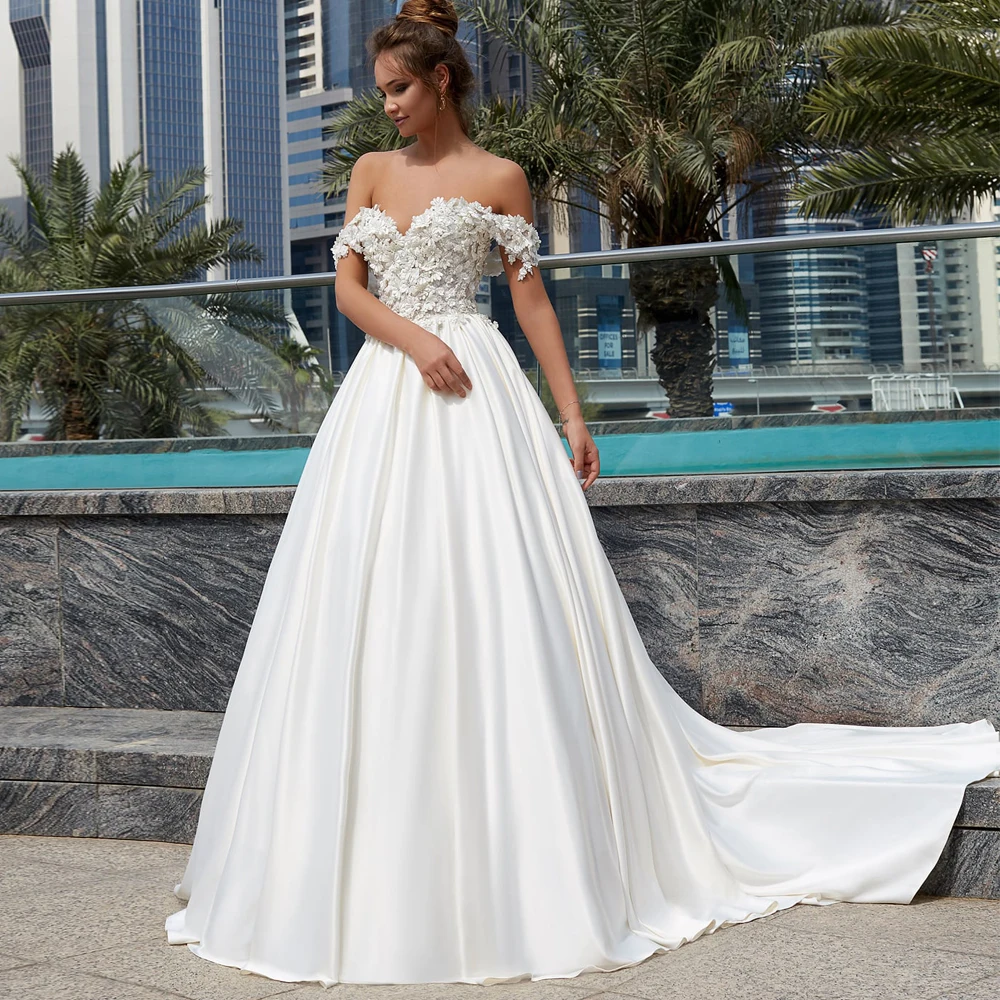 

Cheap Wedding Dresses Satin Pleat Appliques Sweetheart Off-Shoulder Zipper A-Line Bridal Gowns Novia Do 2021
