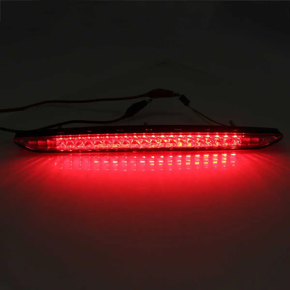 Третий красно белый прозрачный задний стоп светодиодный светильник сзади в виде