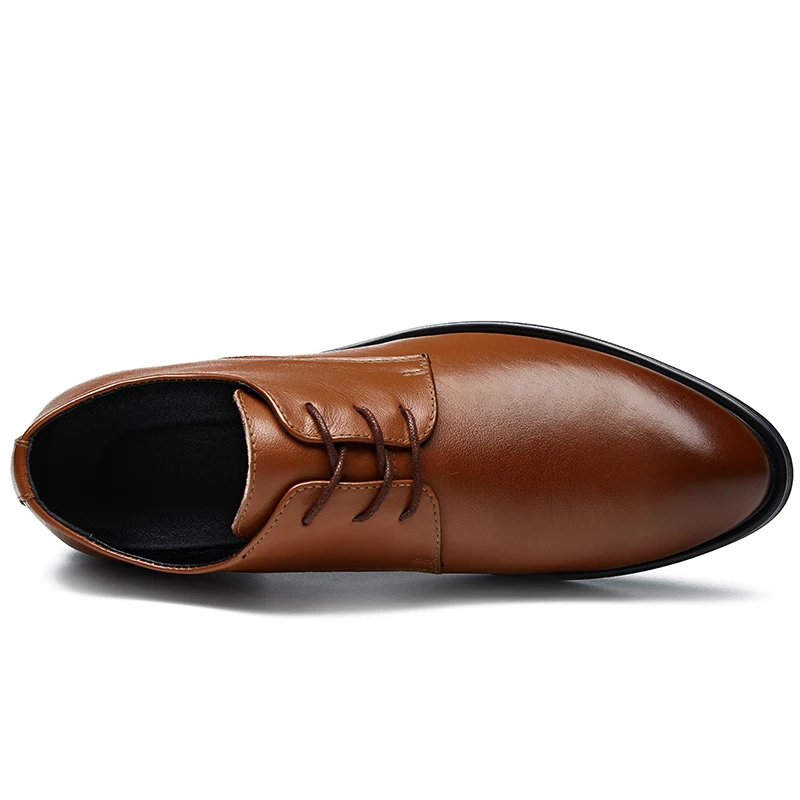 Мужские модельные туфли деловые рабочие из мягкой натуральной кожи с острым