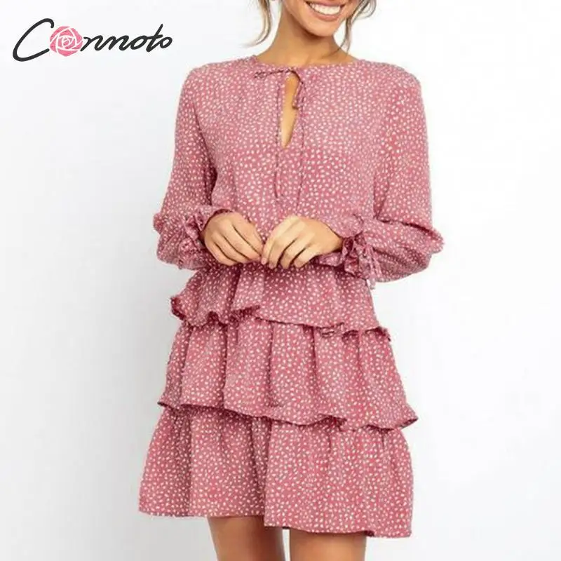 Женское Короткое платье в горошек Conmoto осенне зимнее мини с длинным рукавом