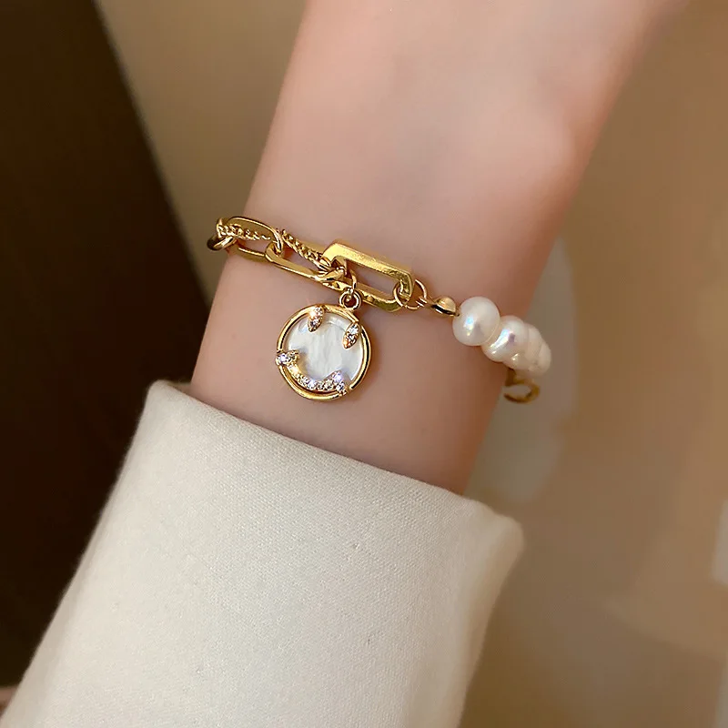 

Selling Pearl Smiley Face Digital Golden Bracelet 2021New Trend Korean Fashion Lady Party Classic Charm Bracelets Jewelry Gift