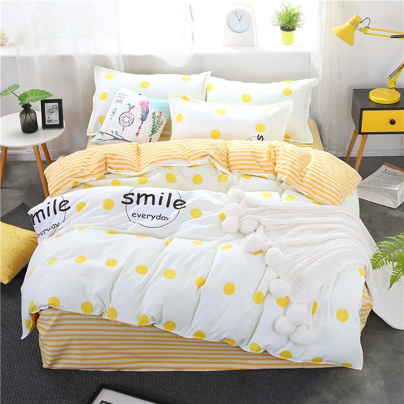 Классическое постельное белье в полоску Комплект постельного белья с милым