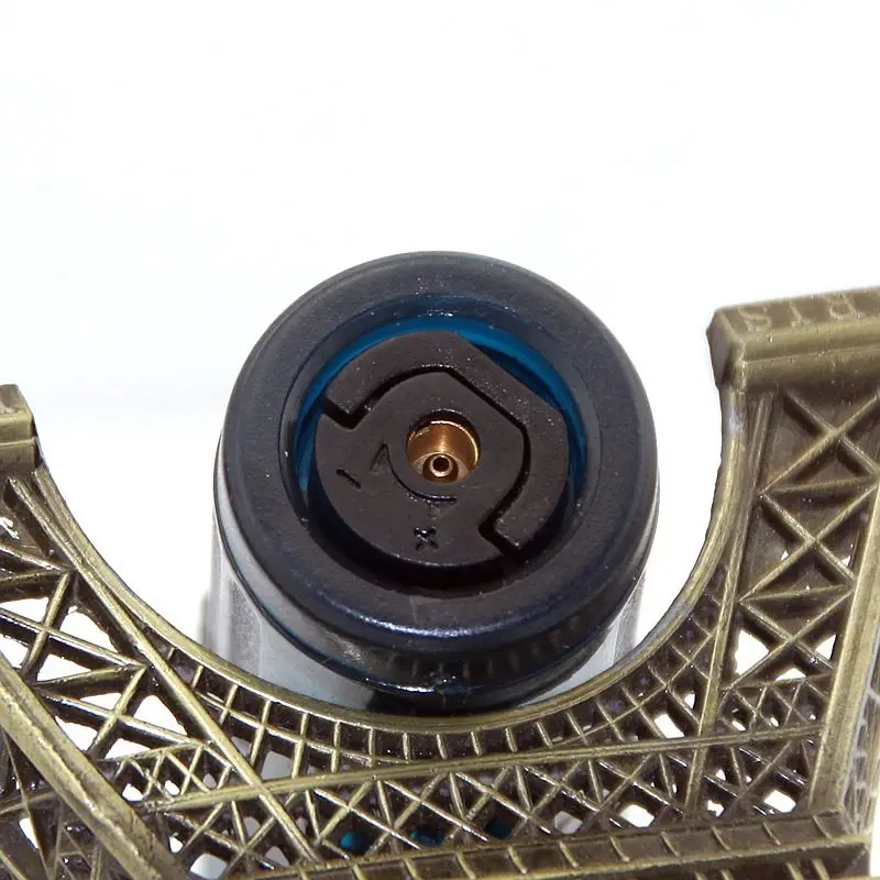 Четыре сопла фонарь Зажигалка турбо бутан многоразового ветрозащитный Газовая