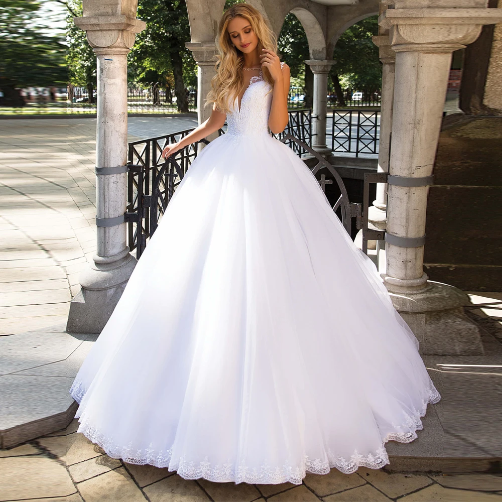 

2022 Ball Gown Wedding Dresses Robe De Mariee Beaded Scoop Neck Sleeveless Applique Illusion Wedding Dress Vestido De Novia
