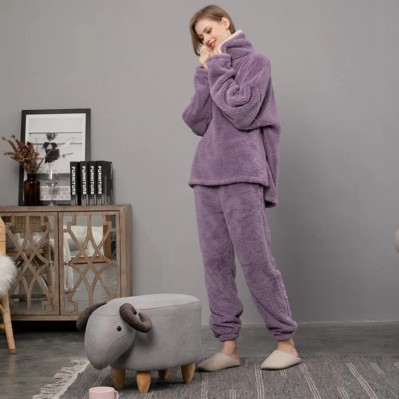 

Women's Sleep & Lounge
