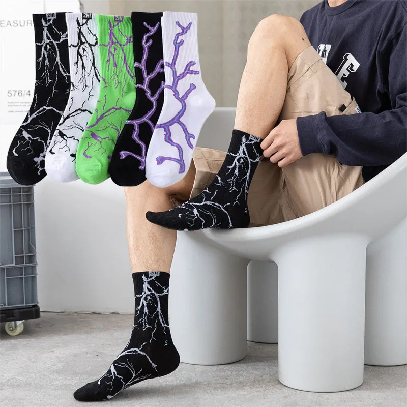 

Korean Style Fashion Harajuku Skateboard men Long Socks Creative Fun Lightning Hip Hop Style Socks Unisex Street Couple Socks