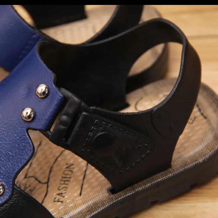 Летние детские модные сандалии для малышей пляжная обувь мальчиков с пряжкой