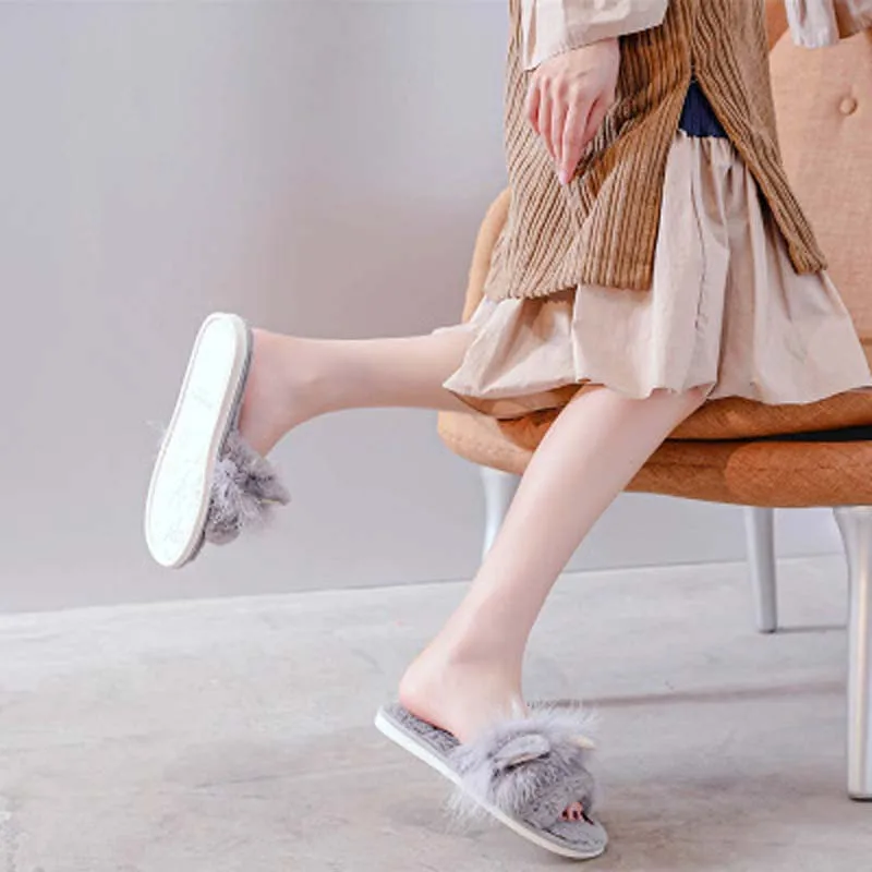 Hot selling handmade plush shoes  hot style one-word cotton slippers for home wear non-slip plush slippers women