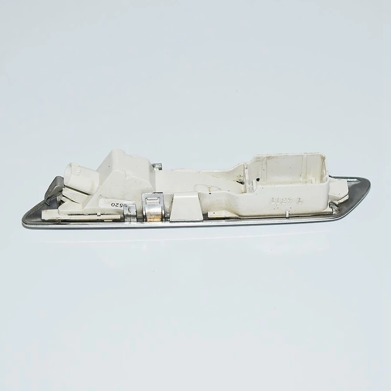 

NewCar Front Bumper Fender Lights Suitable for BMW- 5 Series F10 F11 F18 2011 2012 2013 63137154167 63137154169