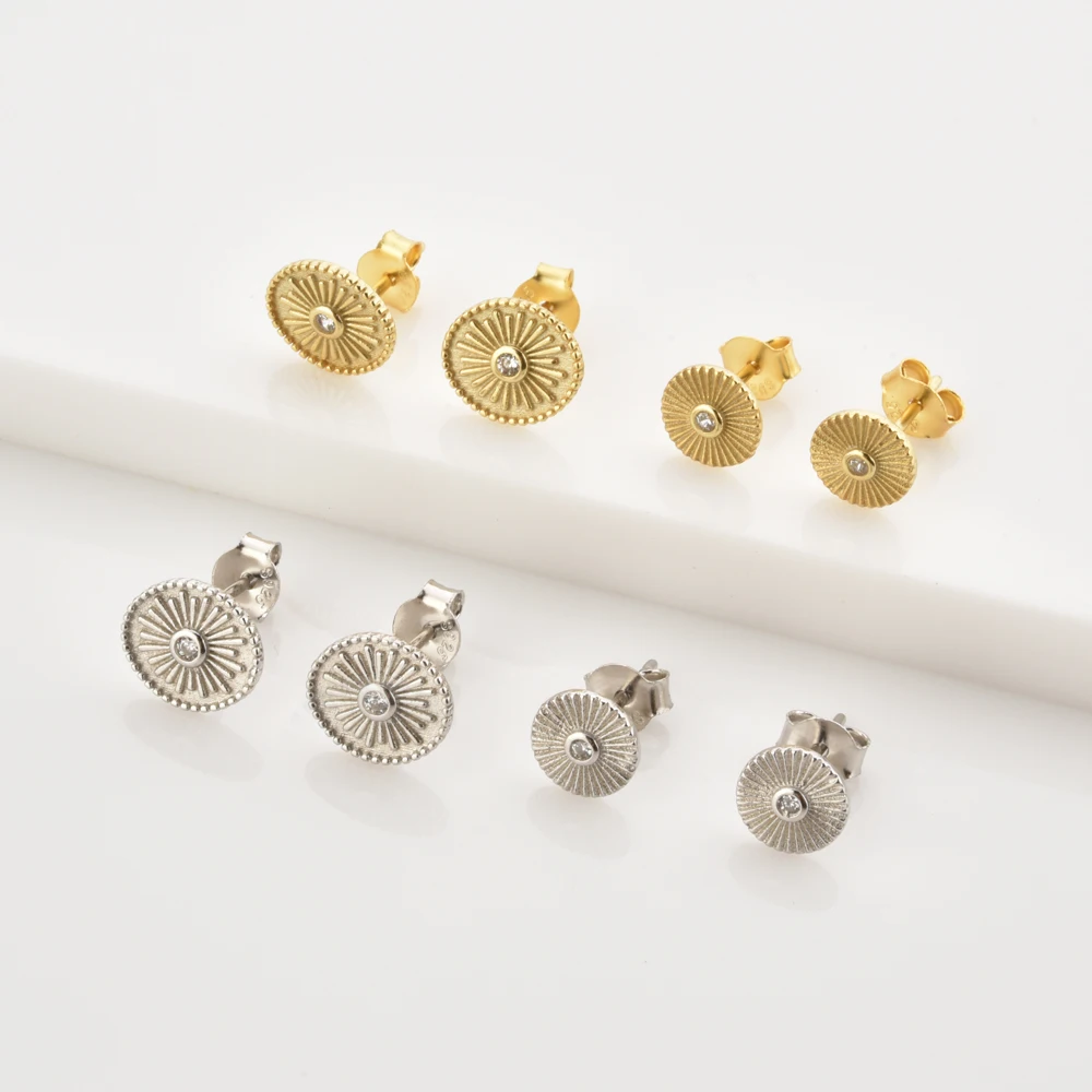 Серьги-гвоздики женские круглые из серебра 925 пробы