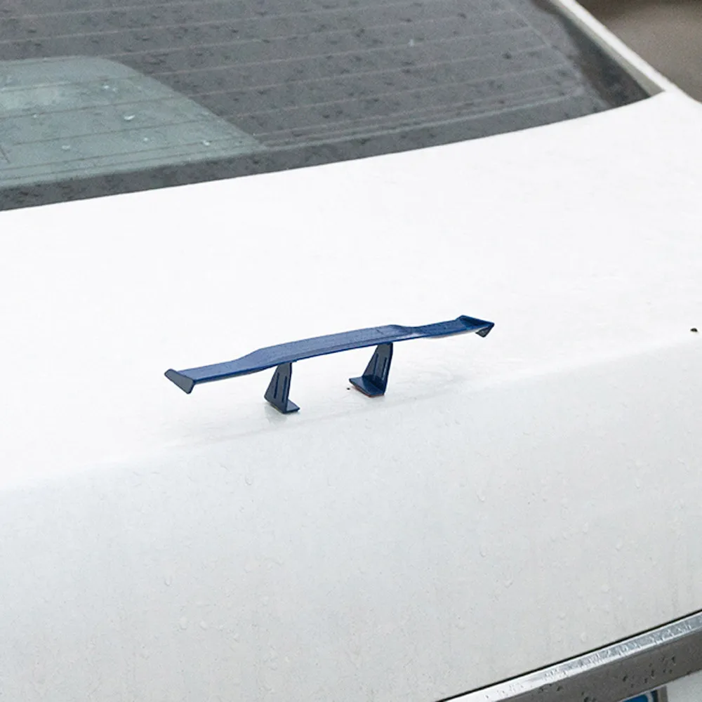 

1PC 6.7 Inch GM Tail Wing Carbon Fiber Decoration Car Shape Spoiler Mini Car Tail Wing Small Cute