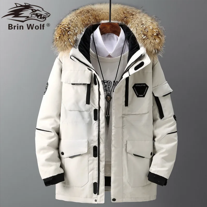 Зимние куртки на белом утином пуху с натуральным мехом енота и собаки мужские