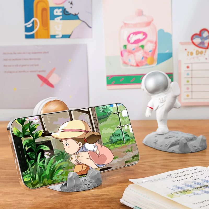 astronaut phone holder resin universal cell stand bracket desk ornaments kids gift toy office table decoration stationery a6615 free global shipping