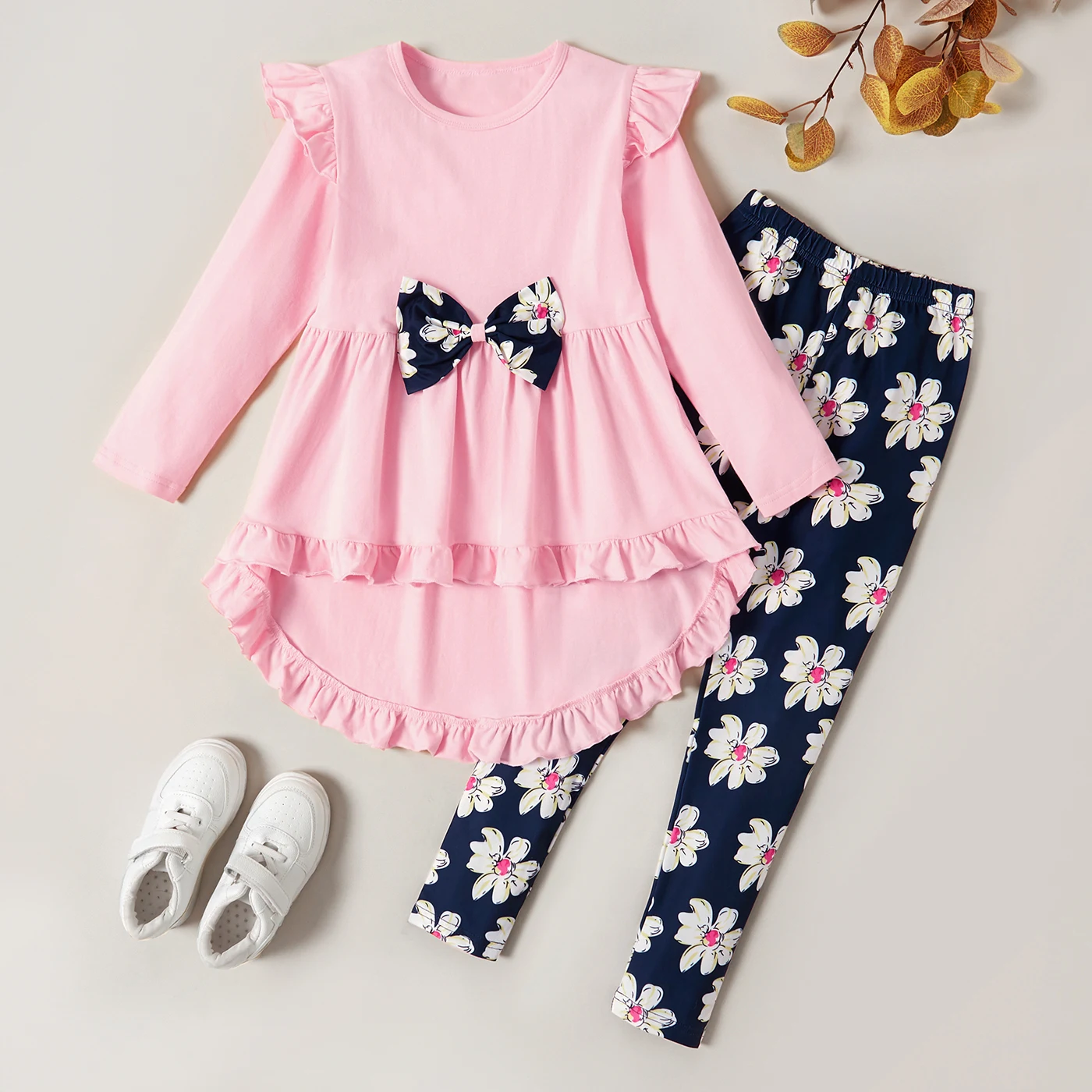 

PatPat Trendy Bowknot Ruffled Longsleeves Tee and Flower Allover Print Pants