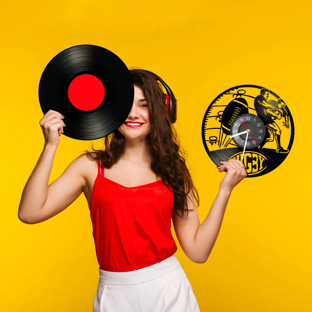 Регби-матч виниловые часы настенные с футбольным игроком для домашнего декора в мужской пещере, ремесла по спортивным альбомам.