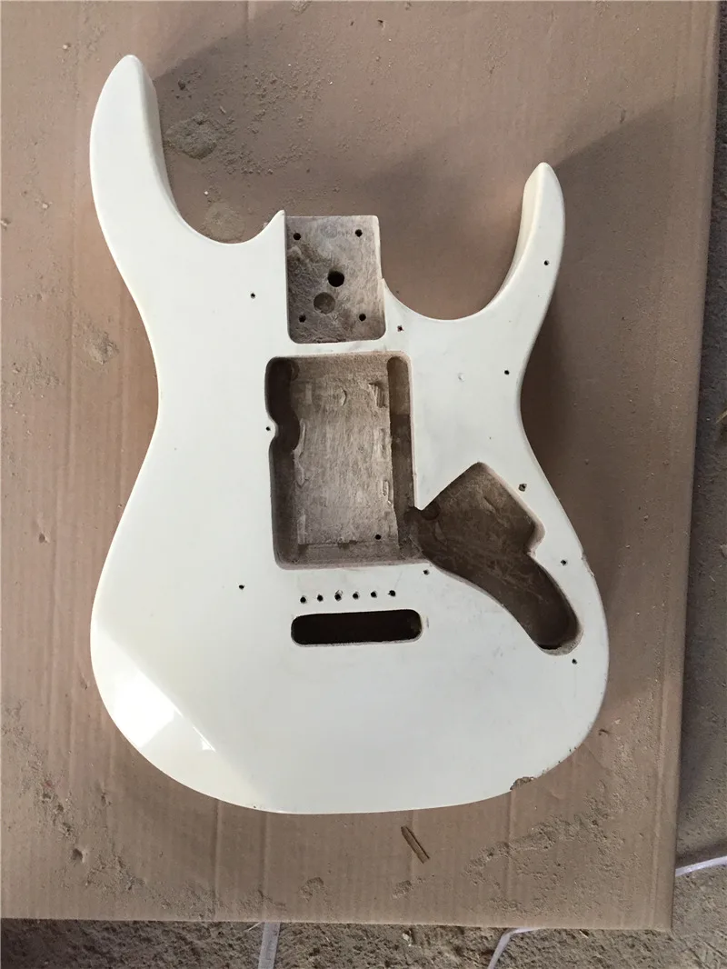

Afanti Music Electric guitar/ DIY Electric guitar body (AMW-312)