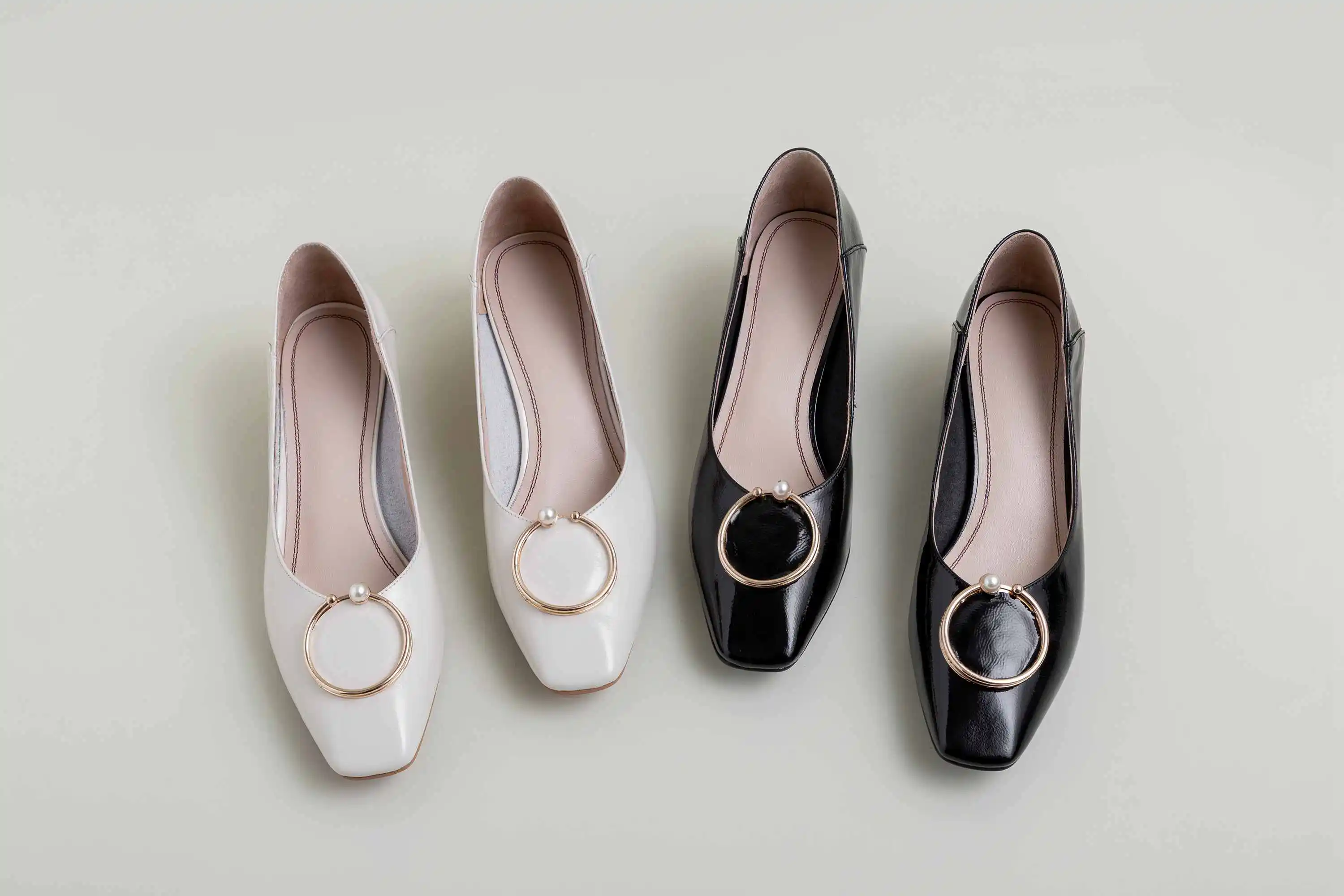 

Lenkisen sweet elegant pearl metal decorations genuine leather square toe med heels slip on fashion women dating solid pumps L27