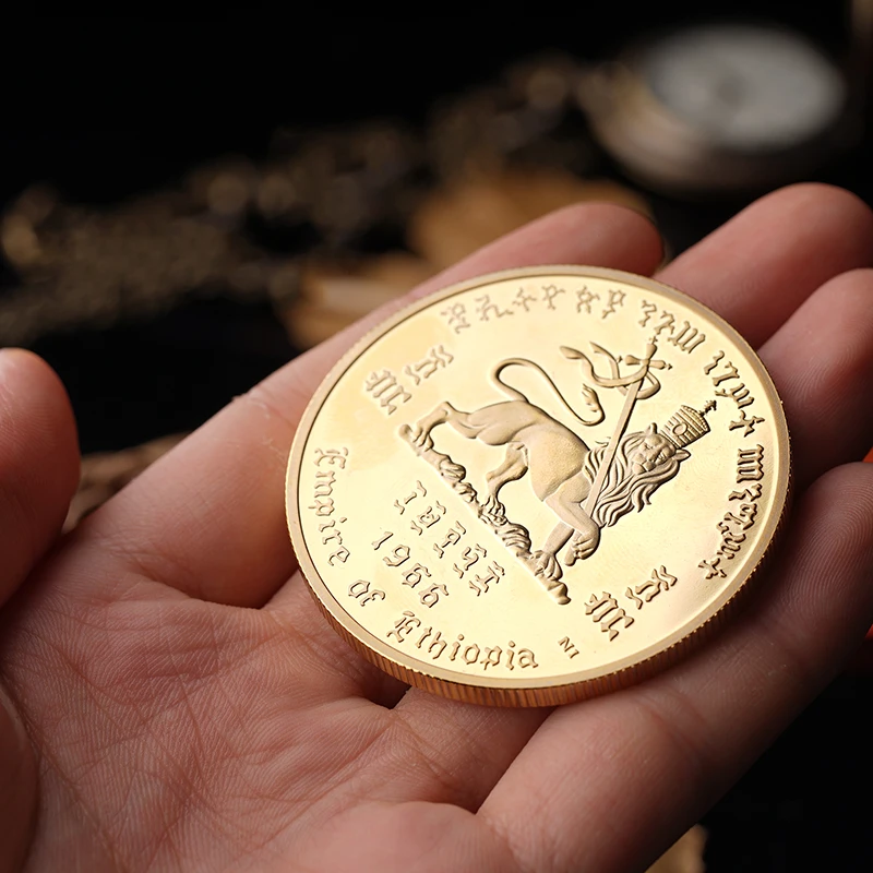 Коллекционная сувенирная монета 1966 года с рисунком эфиопской империи и короля