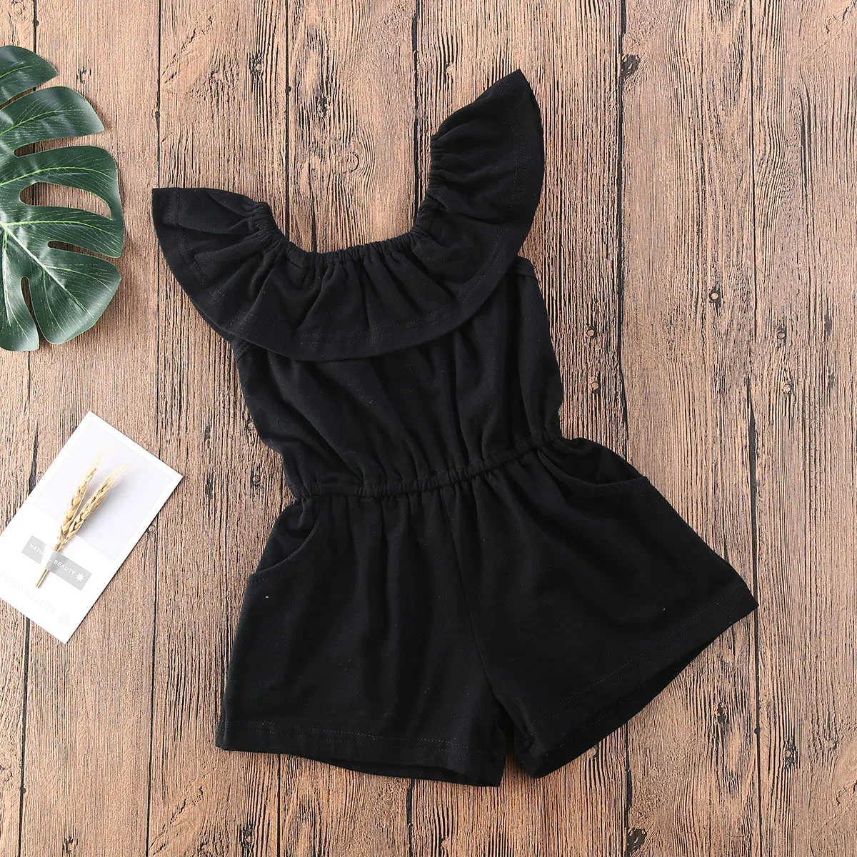 Детский однотонный комбинезон с открытыми плечами и оборками | Мать ребенок