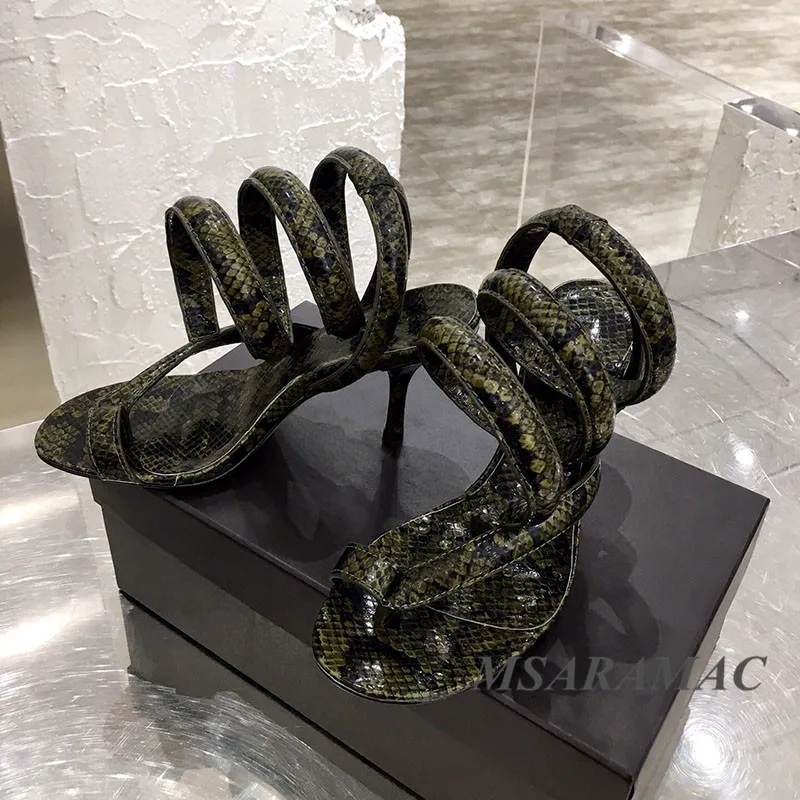 Женские босоножки на высоком каблуке со змеиным принтом Босоножки с круглым