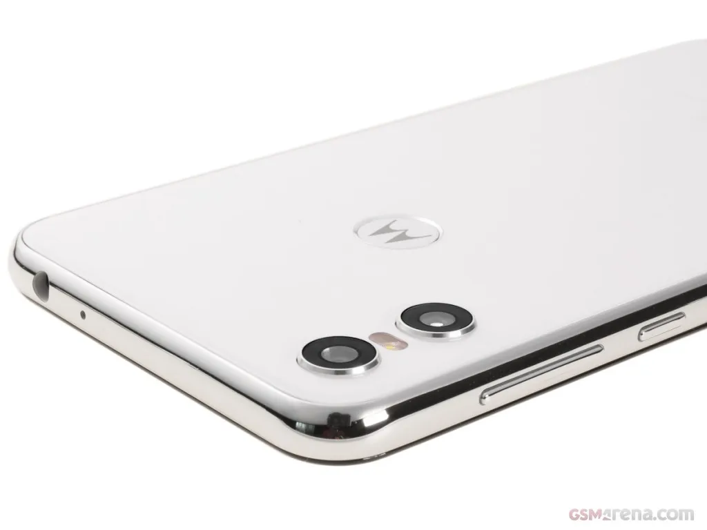 Разблокированный мобильный телефон на базе Android, смартфон P30 Play XT1941Octa Core, 4 Гб ОЗУ, 64 Гб ПЗУ, 4G LTE, 5,86 дюйма